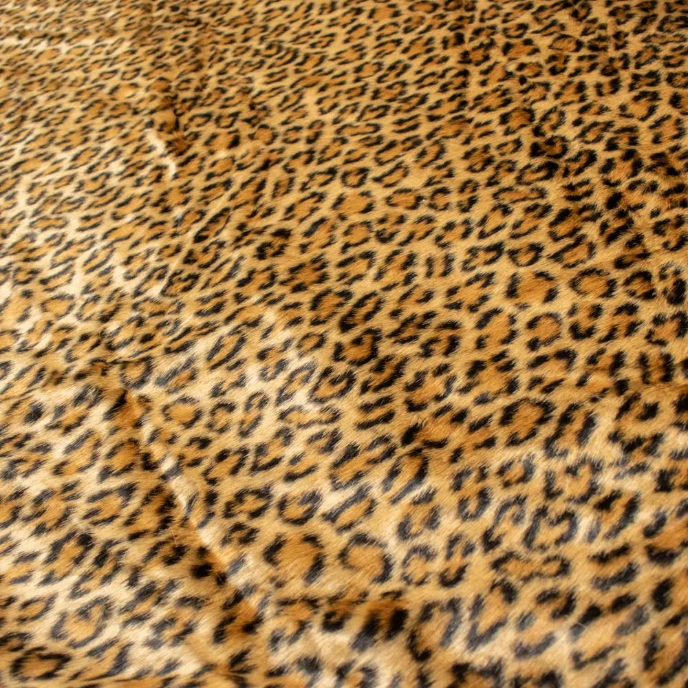 Patterned Plush Short Hair Faux Fur Design-20 Cheetah Skin by 25CM