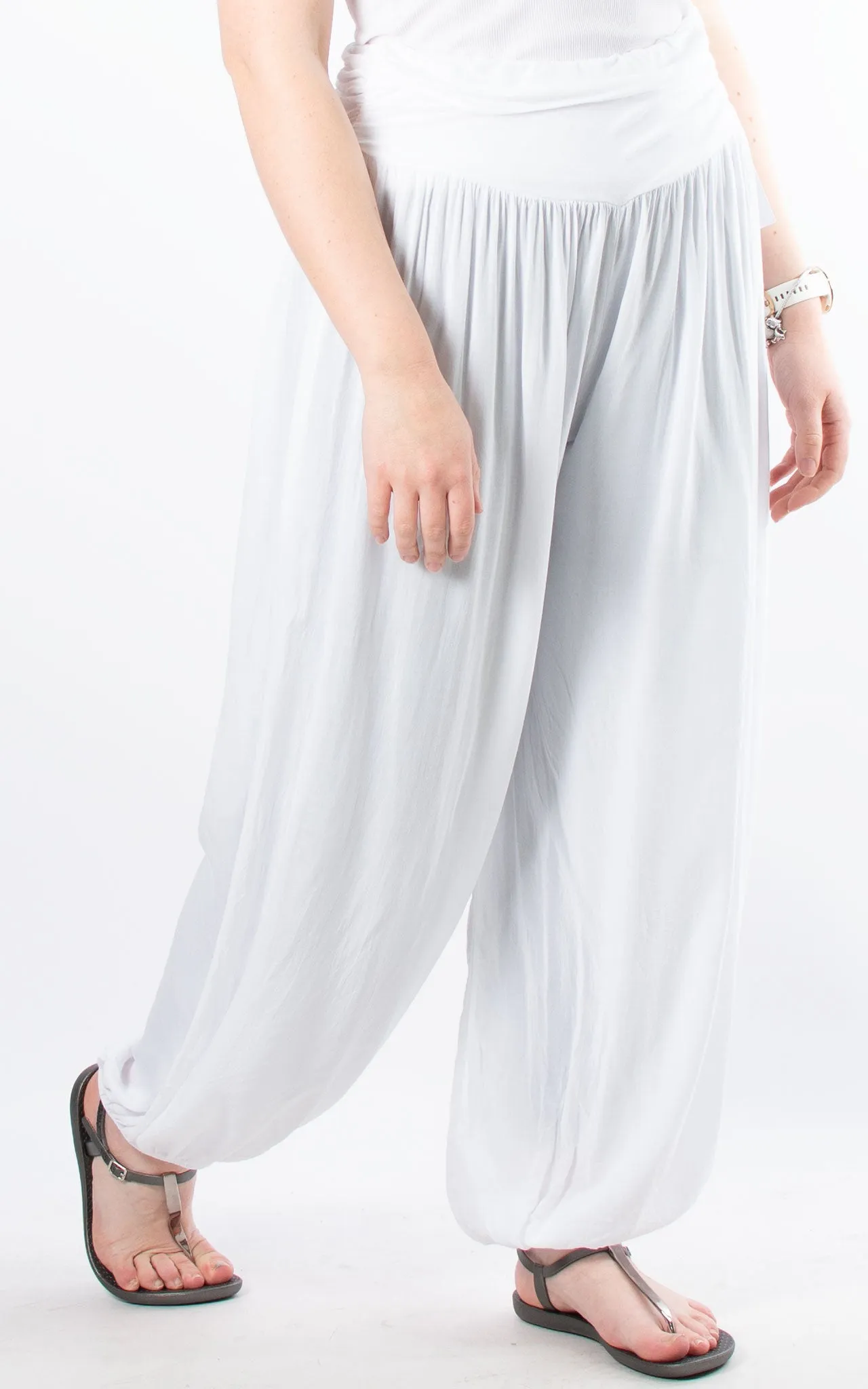 Plain Harems | White