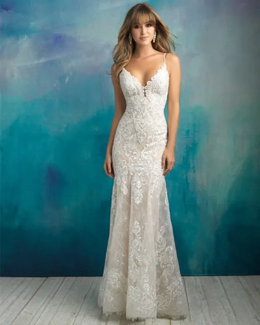 Spaghetti Strap V-neck Backless Beading Appliques Lace Mermaid Wedding Dress