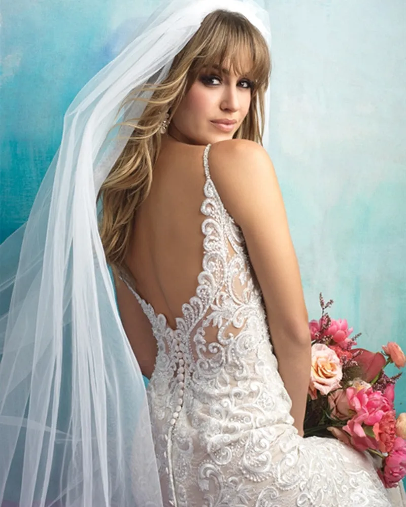 Spaghetti Strap V-neck Backless Beading Appliques Lace Mermaid Wedding Dress